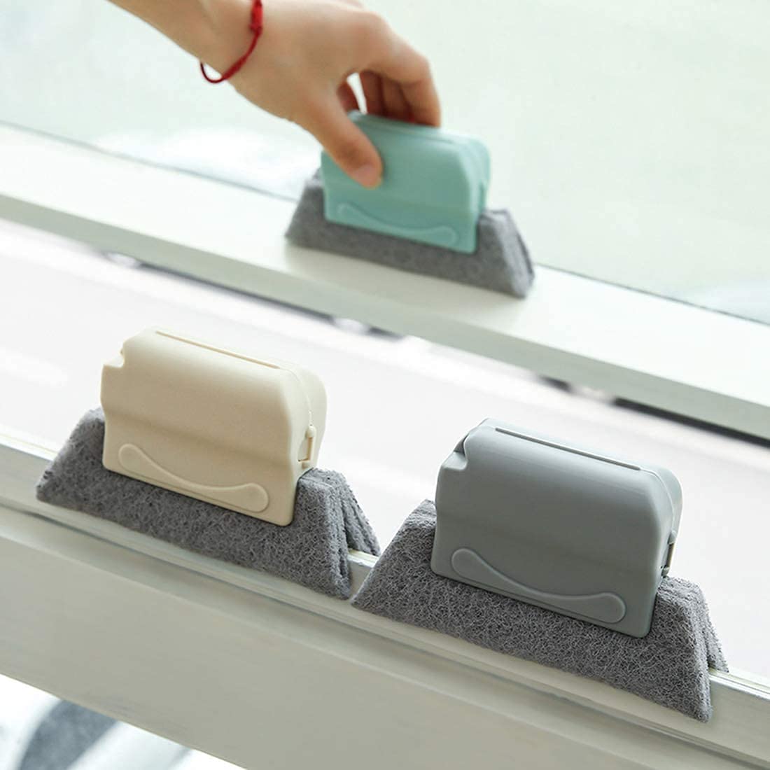 Groove Cleaning Tool - منظف سكك الشبابيك